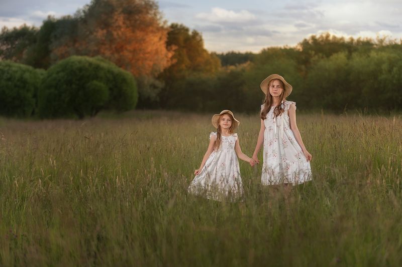 Сестрыphoto preview