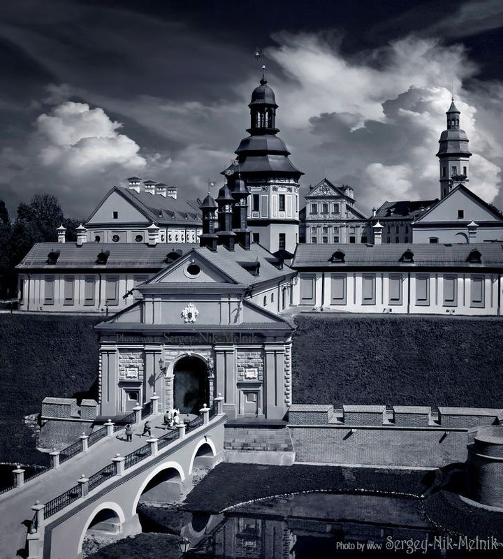 беларусь, несвиж, замок, дворец, архитектура Фото резиденции Радзивиллов в Несвижеphoto preview