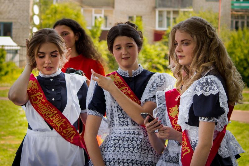 последний звонок, школа, школьники, ученики, девочки Последний звонокphoto preview