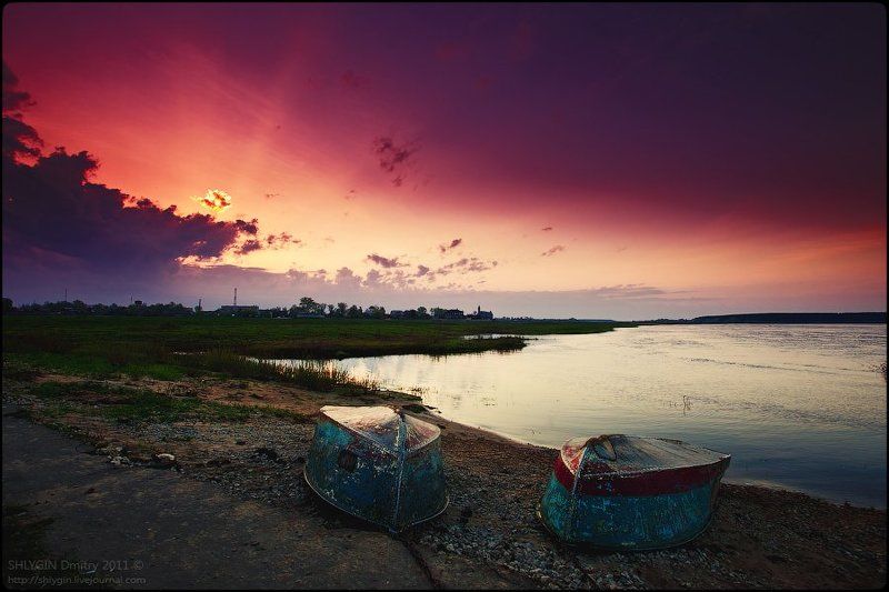 Dawn on the riverphoto preview