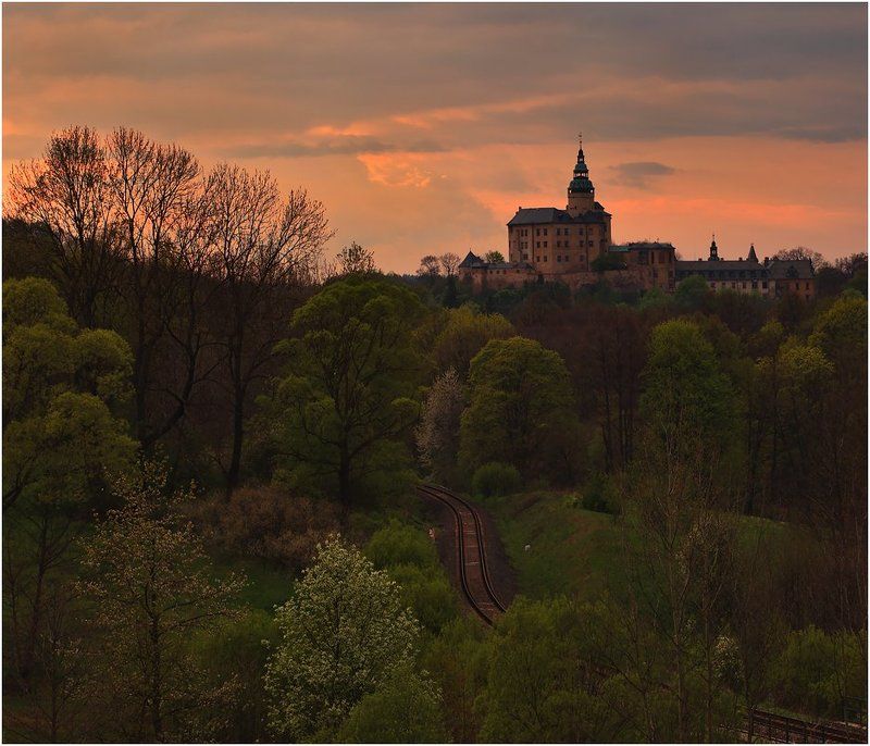 замок, горы, небо, пейзаж, лес старый замокphoto preview