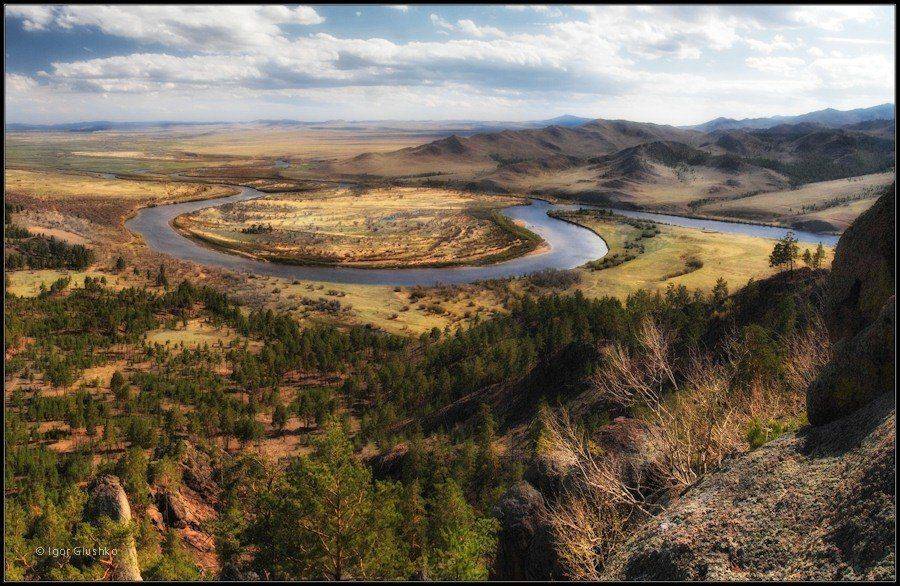 Живое ожерелье. Автор: Игорь Глушко бурятия, хилок, река, ожерелье, степь, горы, лето, Игорь Глушко