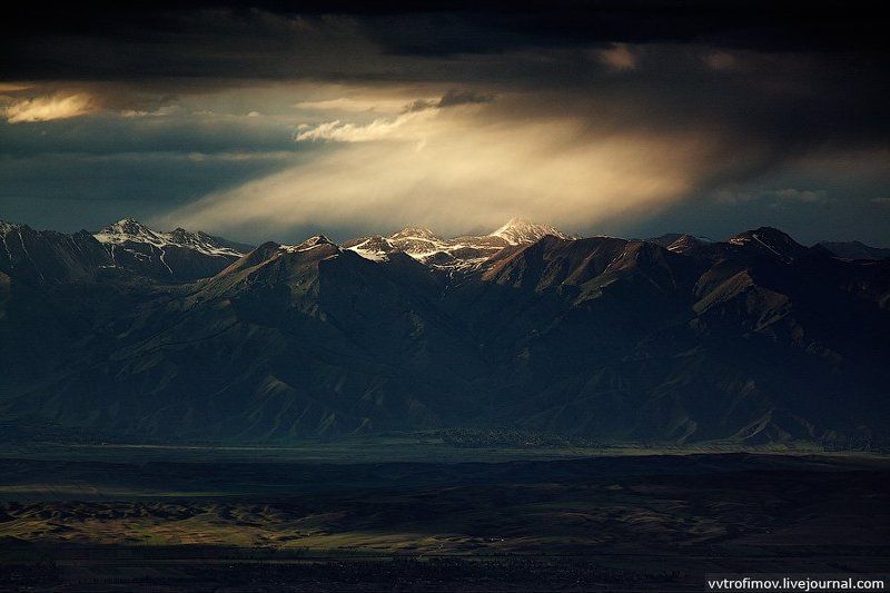 киргизия, тянь-шань Тихим киргизским вечеромphoto preview