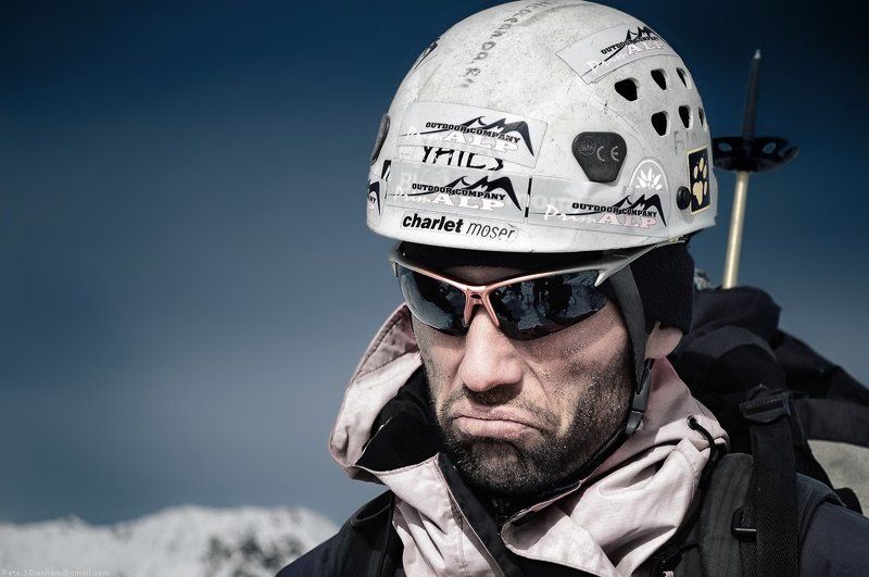 горы, снег, скалы, камни, небо, фирн, хребет, гребень, траверс, альпинизм, альпинист, сборы, хабаровск, баджал, 2011, май, апрель Bad to the bonephoto preview