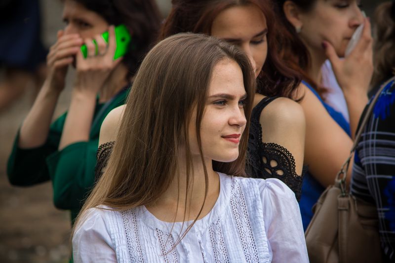 девушка, девочка, общество, человек и общество Всё очень серьезноphoto preview