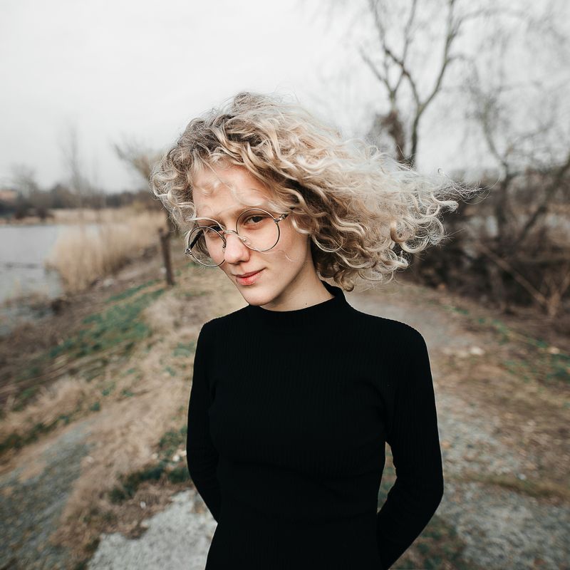 Портрет, женский портрет, девушка, взгляд, Россия  Сашаphoto preview