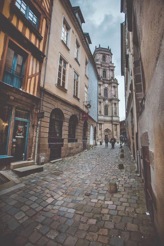 people, street, city, urban, france, architecture, buildings, clouds Rennes Iphoto preview