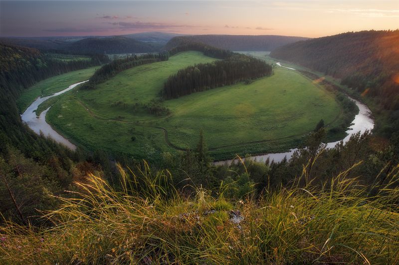 закат, урал, река, подкова, лето, пейзаж, лес, деревья Закат на Вакутином камнеphoto preview