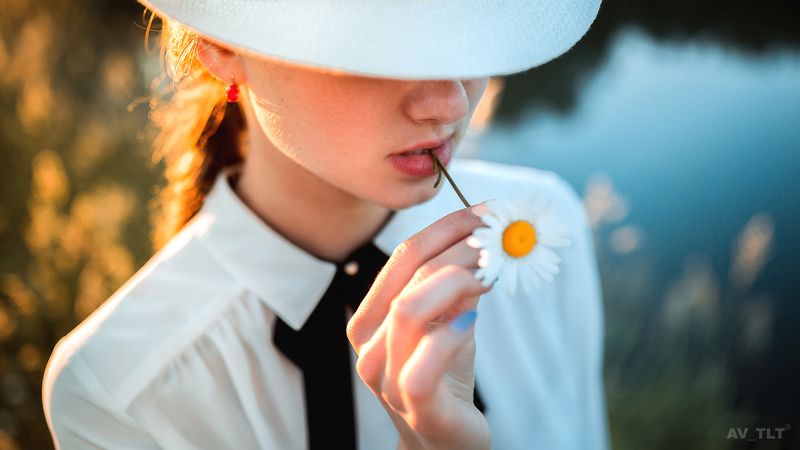 портрет , ромашка, полевые цветы, шляпа, девушка,  Настяphoto preview