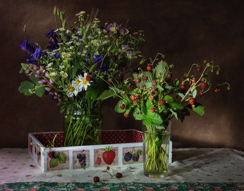 натюрморт,земляника,полевые,цветы,лето, Запахи лета...photo preview
