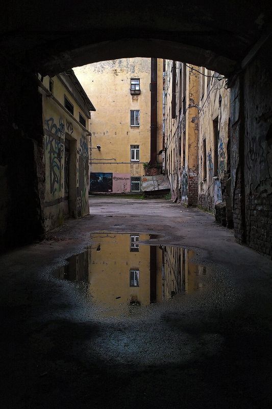 #deep.spb, #deepspb, #санктпетербург, #петербург, #спб, #питер, #saintpetersburg, #petersburg, #spb, #piter, #город, #city, #street, #streetphoto, #streetphotography, #cityscape, #urbex, #urbexphoto, #urbanexploration, #abandoned, #decay, #light, #shadows 180709-1photo preview
