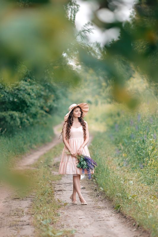 Девушка, портрет, прогулка Provencephoto preview