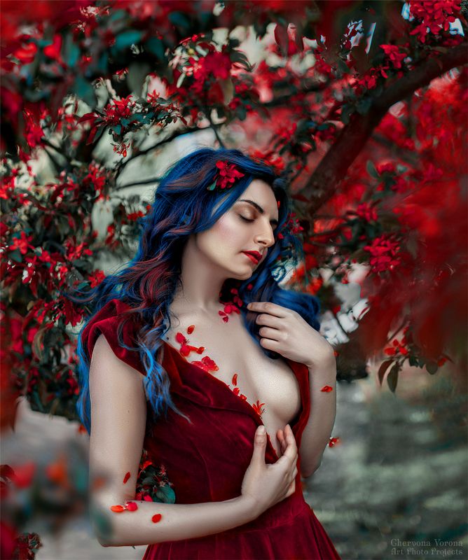 blum, sensual, девушка в красном, цветы, весна, Аннаphoto preview