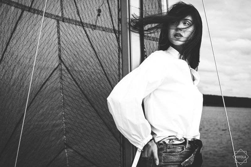 portrait, portraiture, outdoors, female, face, bokeh  Windphoto preview