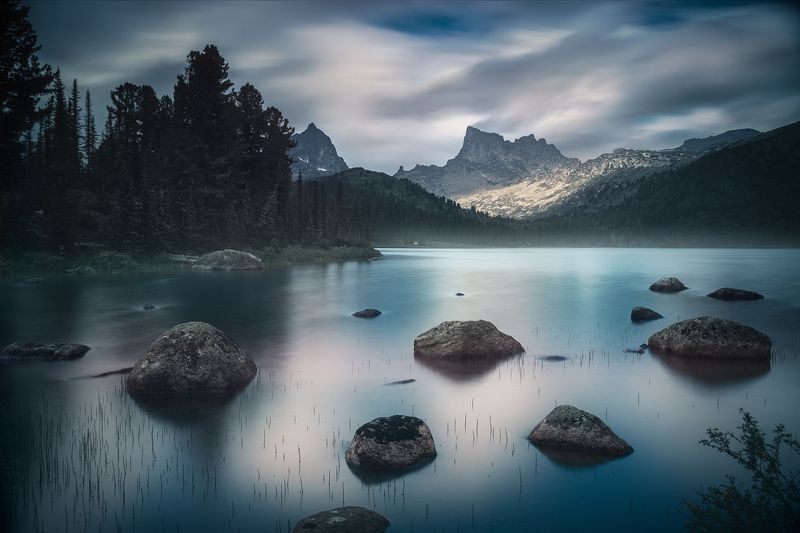 природа, пейзаж, ергаки, красноярский край, сибирь, озеро, горы, скалы, тайга, камни, берег, отражения, облака, голубой, большой, длинная, туризм, путешествия, nature, siberia, lake, ergaki, taiga, krasnoyarski krai, shore, cost, mountains, rocks, travel, Озеро Светлое / The Svetloe Lakephoto preview