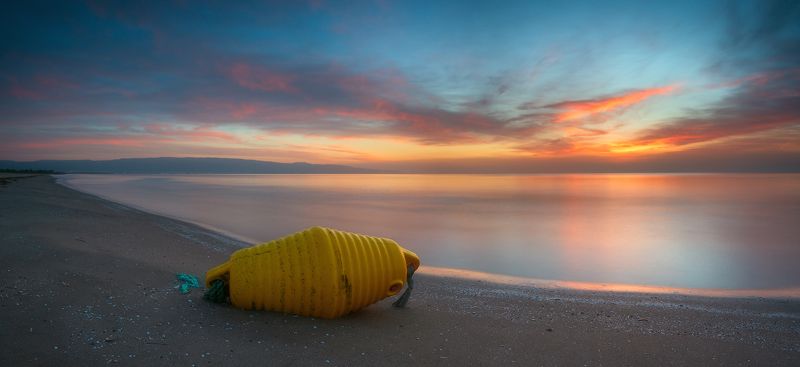 пейзаж море рассвет италия Янтарный рассветphoto preview