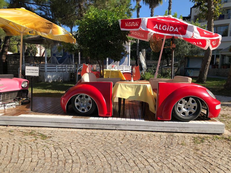 турция,улица,кафе, машинки Уличное кафеphoto preview