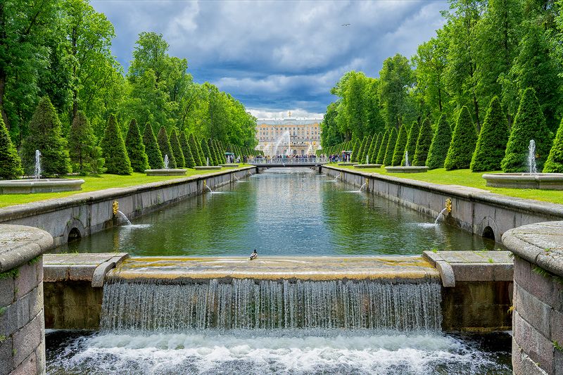город пейзаж архитектура симметрия  Петергофphoto preview