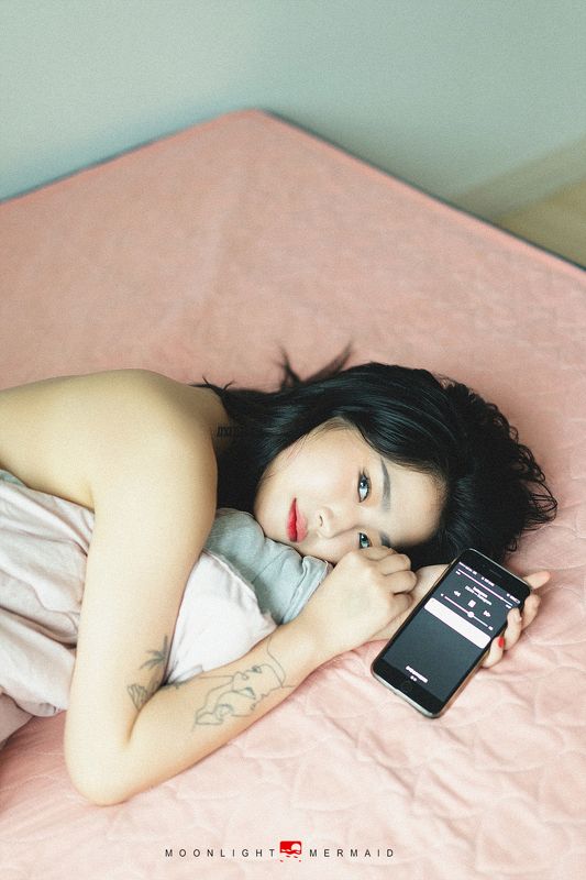 #sexy #girl #woman #beauty #cute #light #night #red #seminude #potrait #underwear #female #cigarette #filmlike girlphoto preview