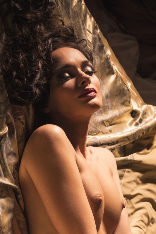 ню, nu, nude, nudeart, арт-ню, портрет, portrait, girl, девушка, обнажённая, грудь, кровать, будуар, мечты photo preview