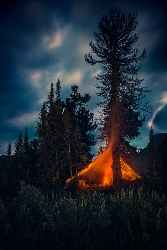 пейзаж, landscape, природа, nature, вечер, evening, поздний, late, ночь, dusk, night, темный, dark, красный, red, mounts, mountains, горы, taiga, тайга, forest, лес, ergaki, ергаки, siberia, сибирь, krasnoyarski krai, красноярский край, range, хребет, big Холодный вечер у костра / Cold evening by the firephoto preview