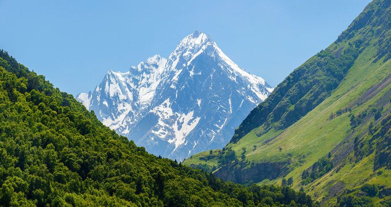 Чегемское ущелье. по дороге к водопаду АбайСу (72 м)photo preview