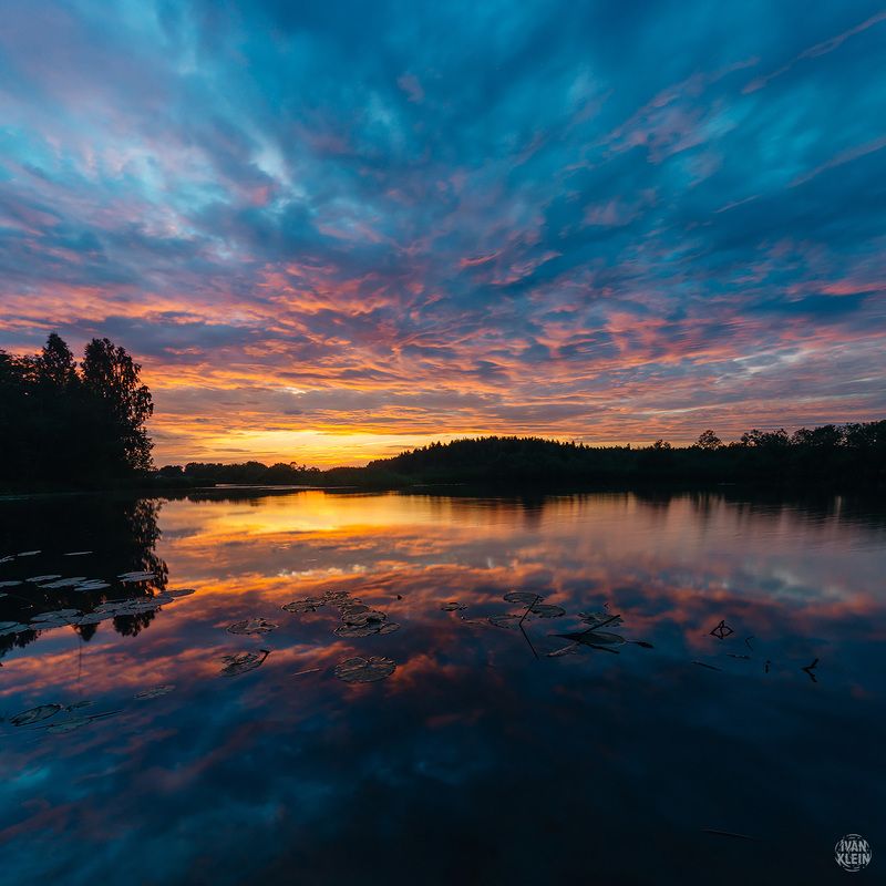 река,закат,речка,вечер,озеро,вода,небо,красиво,природа,пейзаж,отражение,солнце,свет Закат на Кременкеphoto preview