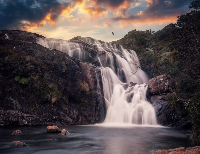 landscape, пейзаж,waterfall, sri lanka Horton plains national park. Sri Lankaphoto preview