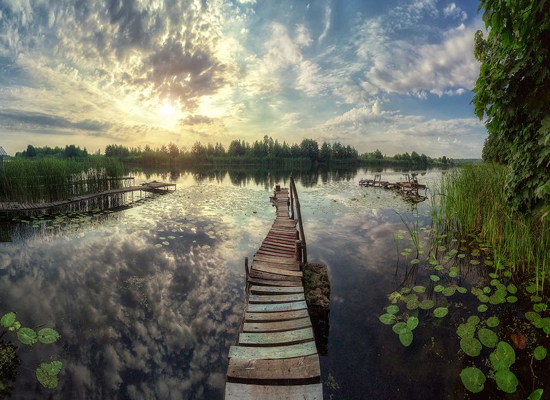 Летнее утро в Рыбачьем посёлкеphoto preview