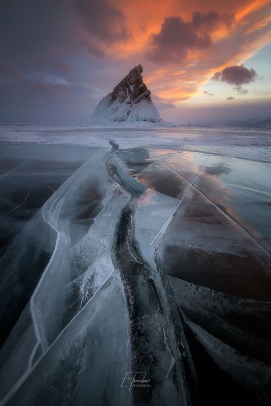 байкал, зима, лед, снег, облака, остров, закат Закатная Еленкаphoto preview