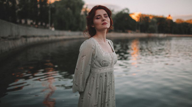 portrait, girl, people, beautiful, natural light, colour, minsk Юлияphoto preview