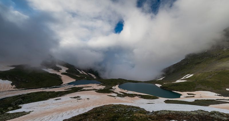 кавказ, горы, кчр, загедан, озеро, июнь, 2018 Из долины опять поползли облака фото превью
