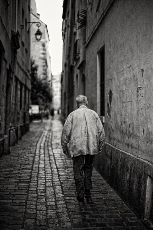 dyadyavasya, прогулка, стена, дом, здание, мостовая, улица, одинокий, мужчина, старик, париж, франция photo preview