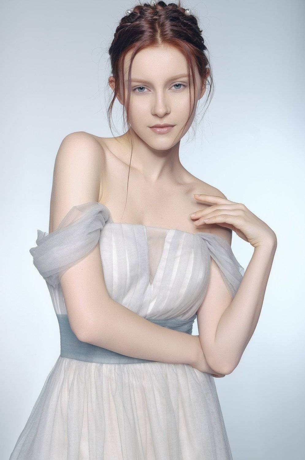 gfx50s, Олег Аваль