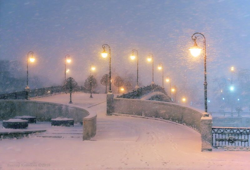 москва, вечер, зима, снегопад, мост Зимний вечер фото превью