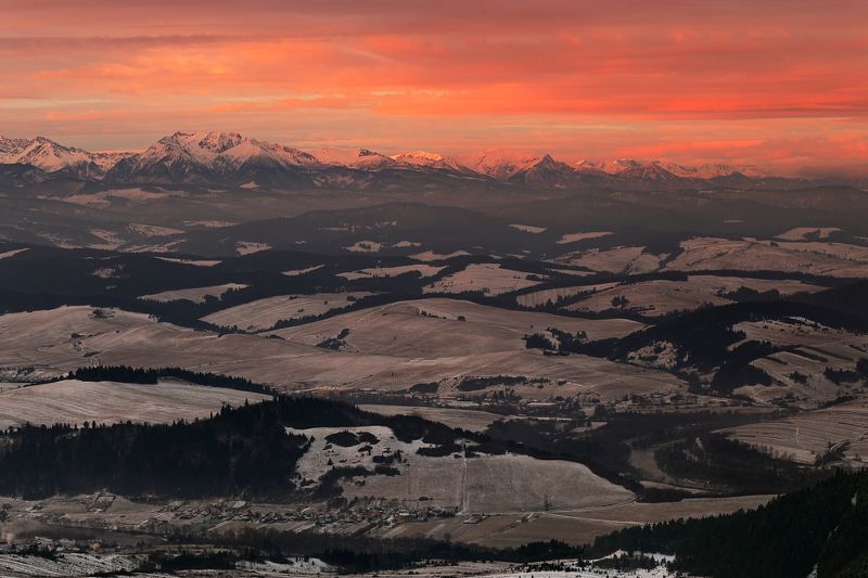 Red sunrise фото превью