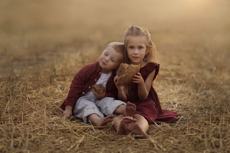 Мы играем в детство своих родителей...photo preview