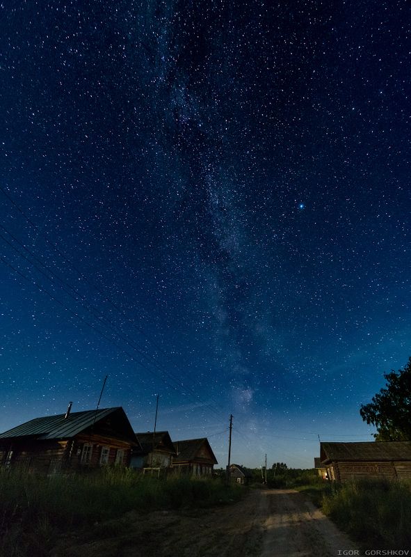 Млечный путь над деревней.photo preview