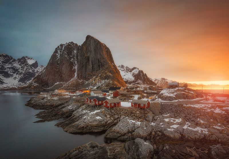 hamnoy, lofoten, nrway, sunset, sunrise, mountains, islands, spring Sunrisephoto preview