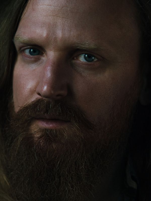 Портрет, художник, Шумкин В мастерской художникаphoto preview