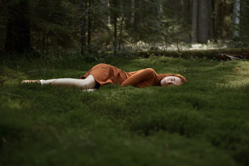 female, redhair, redhead, beautiful, beauty,portrait,dress,moss,forest,woods,nature,outdoors,natural light,nikon Into the woodsphoto preview