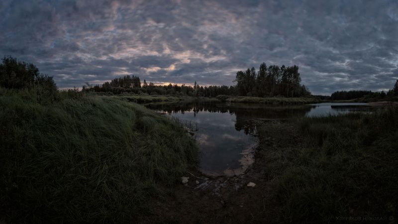 вот-вот луна уже, вот-вот...photo preview