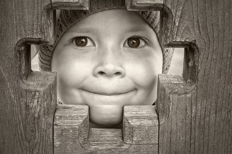 Где ж ты моя черноглазая, где?photo preview