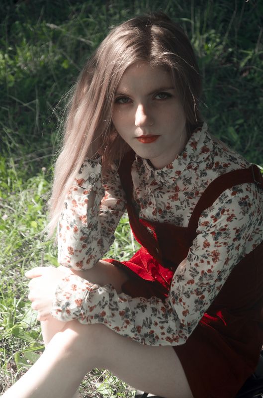 portrait,girl,beautiful,summer,fashion,screatives,hine,девушка,портрет,лето,август,august,color,field,beautifulgirl,fashionillustration,fashiongirl,summerlove,summer2018,лето2018,цвета,конецлета. colors of augustphoto preview