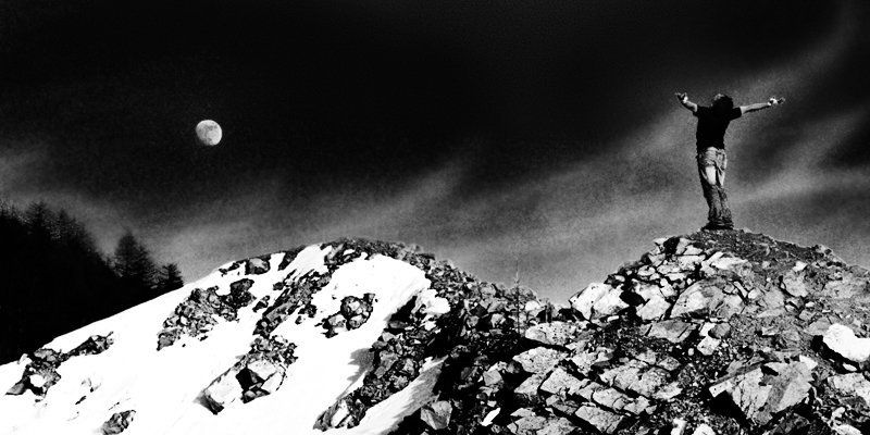 свобода, человек, луна, сопки FREEEDOMphoto preview