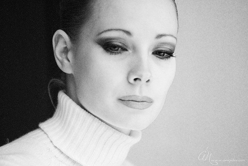 непостановочный портрет в условиях репортажа millionaire fair Незнакомка....photo preview