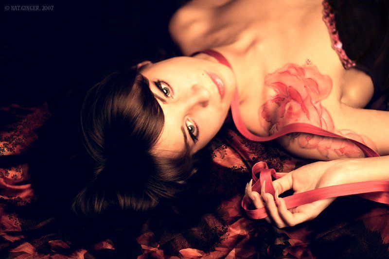 портрет Красная лентаphoto preview