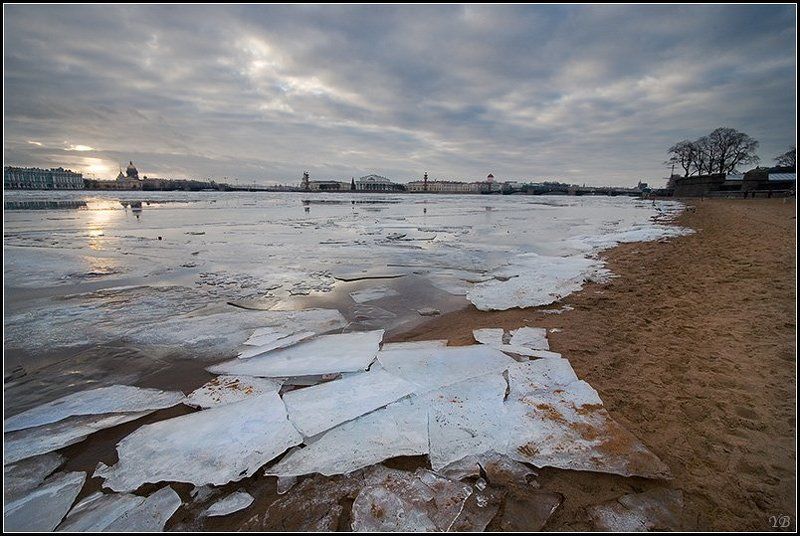 нева, стрелка, петропавловка, зима, лёд опять про лёдphoto preview