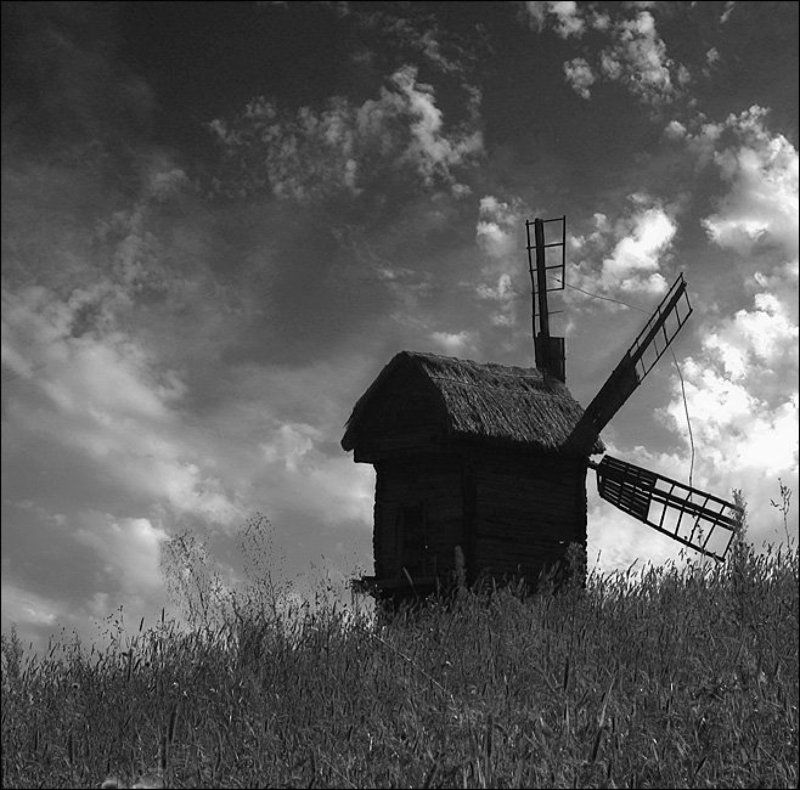 мельница, ветряк, небо, пирогово, киев, украина В ожидании Дон Кихота...photo preview