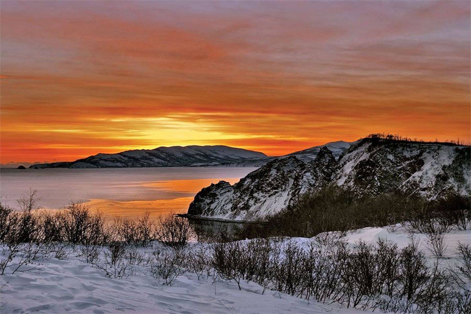 Закат на мысе Нюкля. Автор: Юлиана Макаренко магадан, снег, море, закат, зима, Юлиана Макаренко